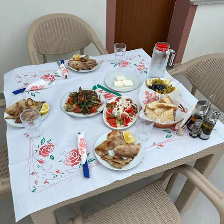 Bed & Breakfast Zefi Rrenc Papaj